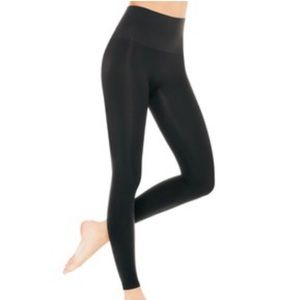 NWT SPANX Red Hot Shaping Leggings, L